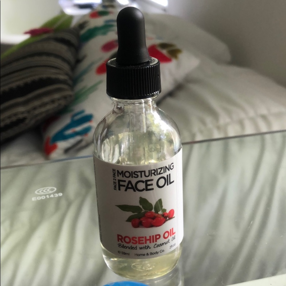 Rosehip face oil coconut olive jojoba almond